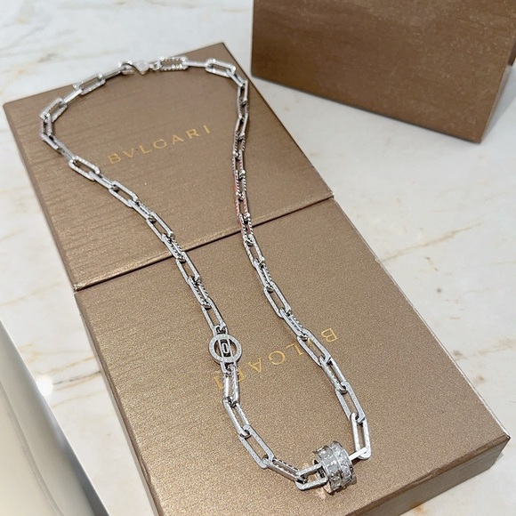 Bulgari Silver Necklace with Chain Links - Picture 2 of 6